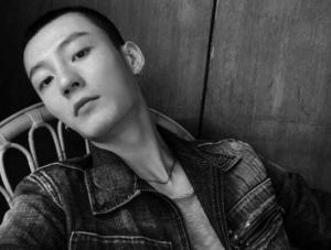 《无法抗拒的他》男星被曝出轨 隔离期间外出私会 《无法抗拒的他》男星被曝出轨 隔离期间外出私会